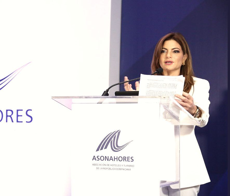 Paola Rainieri vows as new president of Asonahores