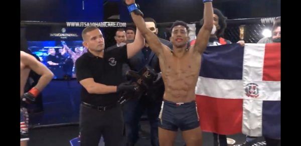 Wascar Cruz becomes the first Dominican mixed martial arts world champion
