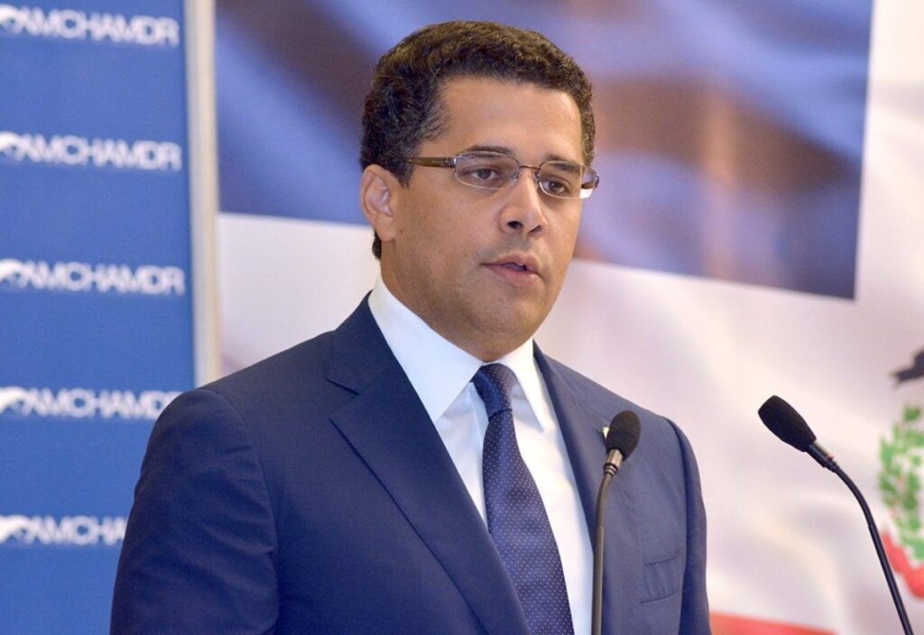 Dominican Minister of Tourism asks for flights suspension from the UK
