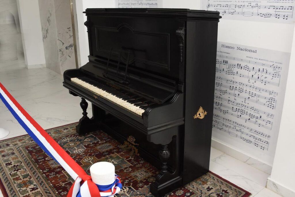 National Anthem piano restored and delivered to the History Museum - Dominican News
