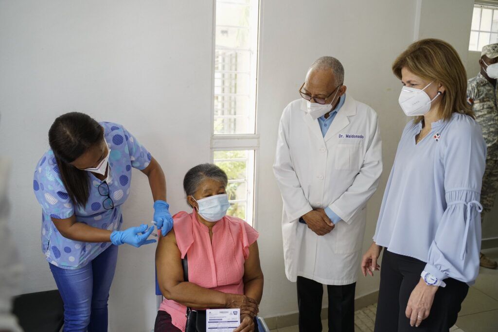 Vicepresident says second anticovid-19 dose is progressing - Dominican News