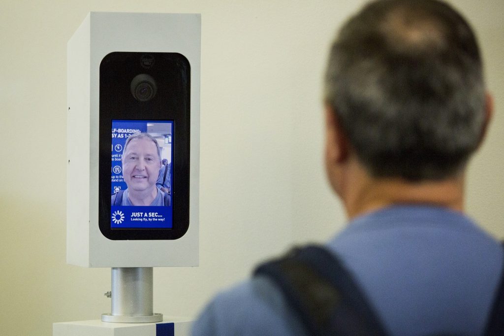 Dominican Republic installs facial recognition technology at airports