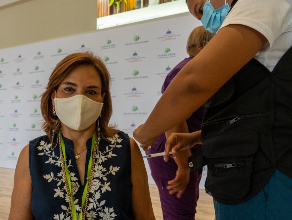 Punta Cana Airport completes the vaccination of all its staff - Dominican News