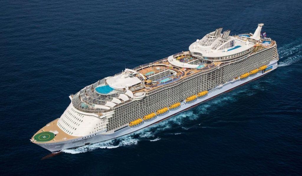 USA softens COVID-19 health alert for cruise ship passengers