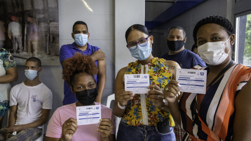 Public Health extends the deadline to demand the vaccination card - Dominican News