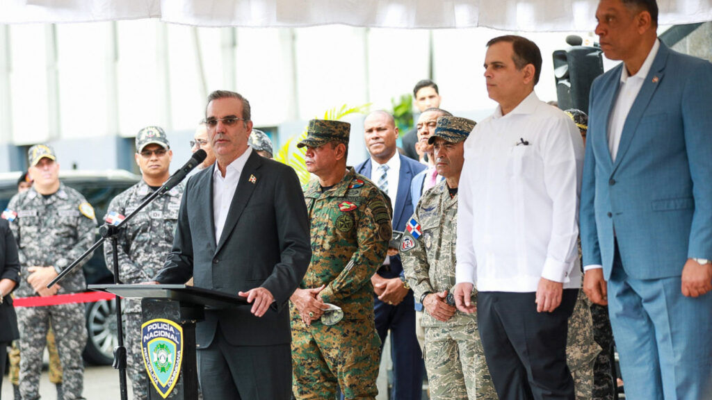 Abinader to criminals surrender peacefully, if not, we'll find you - Dominican News