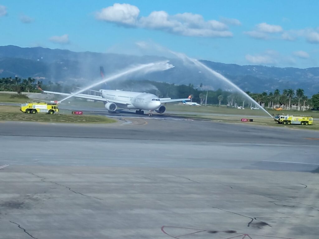 First Madrid-Santiago flight arrives at Cibao Airport
