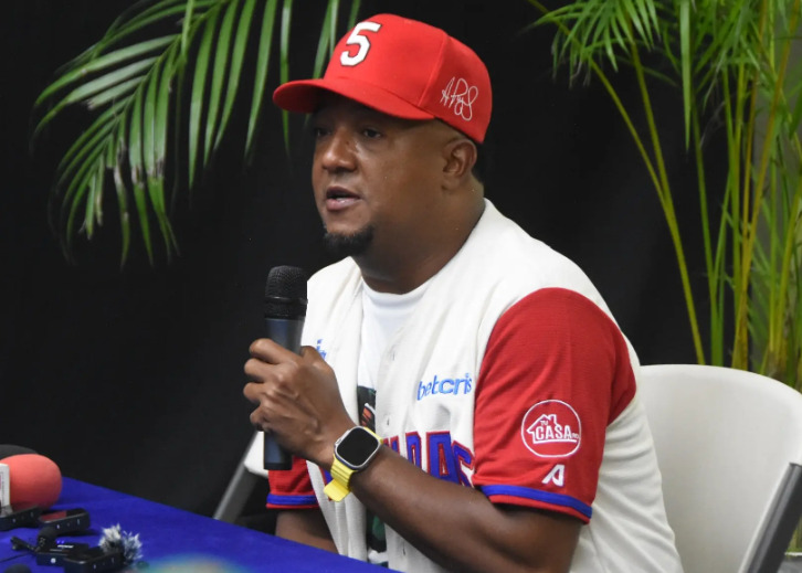 Pedro Martínez would like Sammy Sosa in Cooperstown